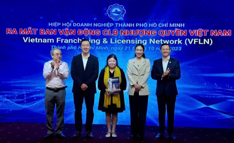 Lễ ra mắt Ban vận động VFLN